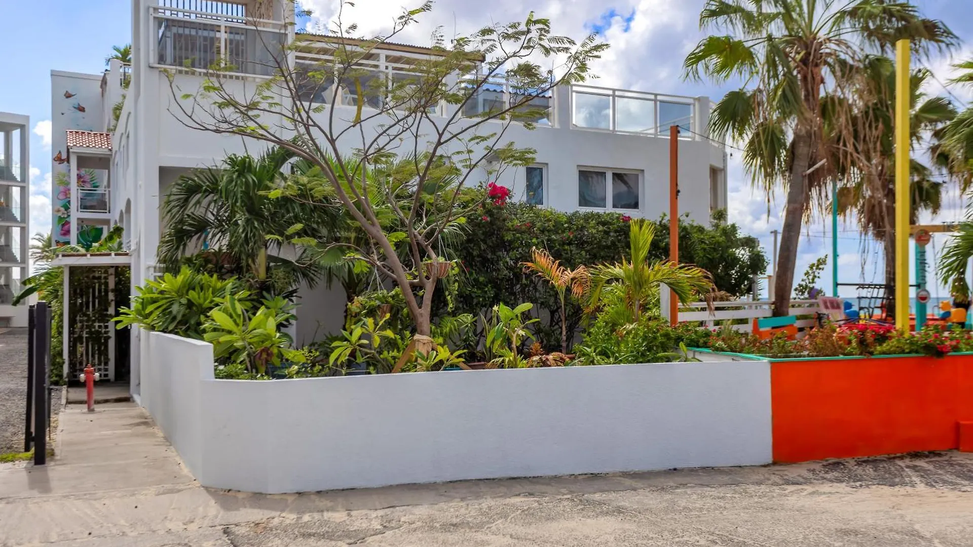 Maho Beach House - Petite Studio - Beach Access 0*,  Sint Maarten/Saint Martin